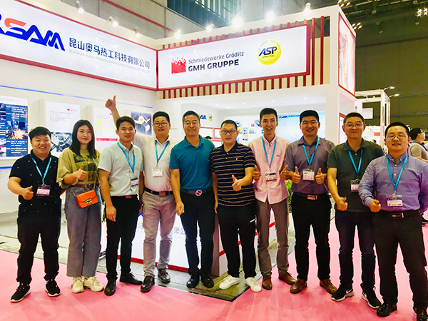 上海壓鑄展合影